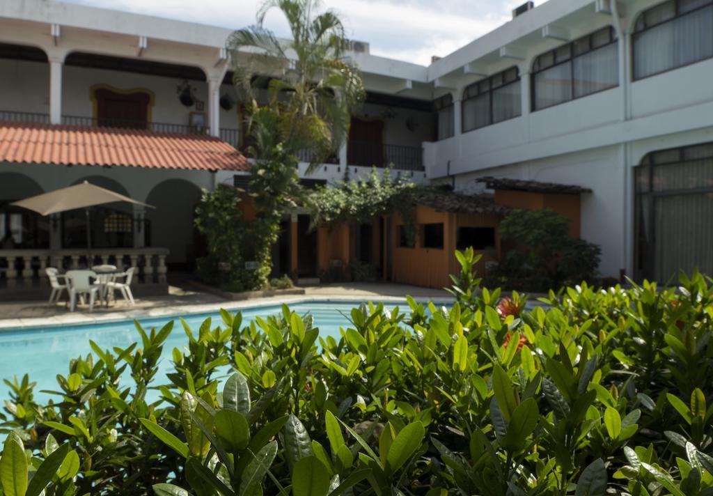 Hotel Posada de Don José Retalhuleu Esterno foto