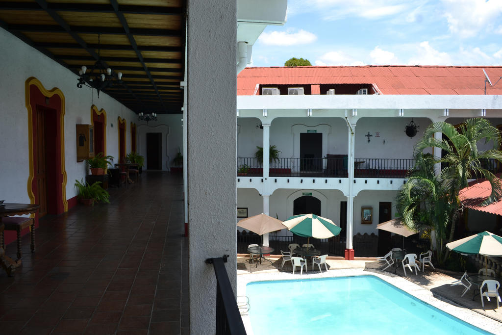 Hotel Posada de Don José Retalhuleu Esterno foto