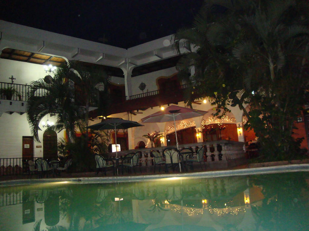 Hotel Posada de Don José Retalhuleu Esterno foto